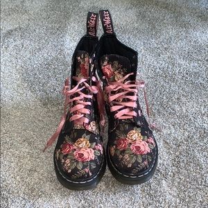 Canvas Rose Dr Martens Size 8